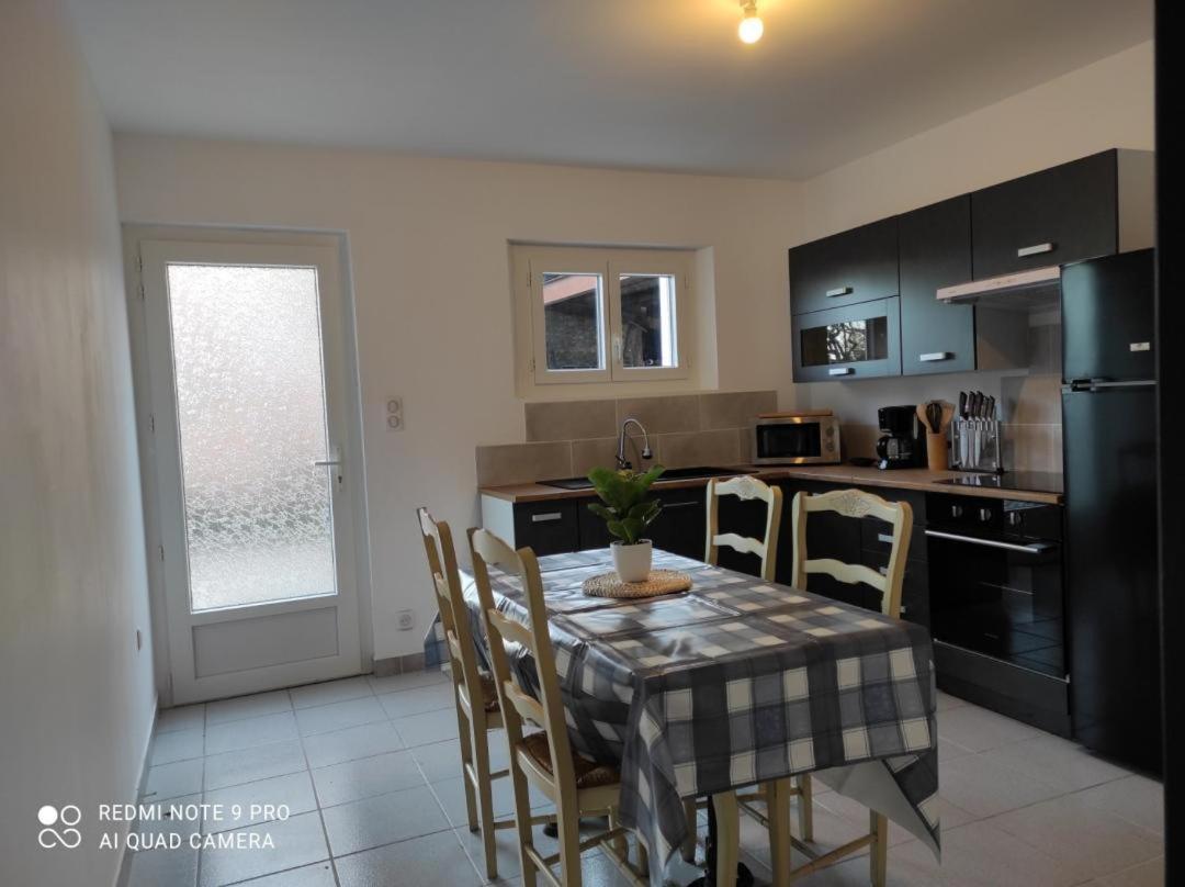 Casevielle Le Calme En Provence Tulette Exterior photo